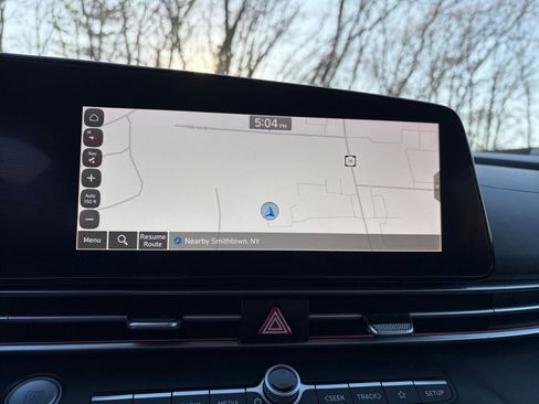 Used 2025 Hyundai Elantra SEL image 20