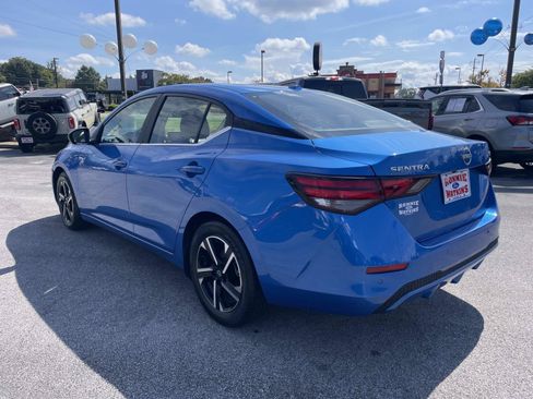 Used 2024 Nissan Sentra SV FWD image 6