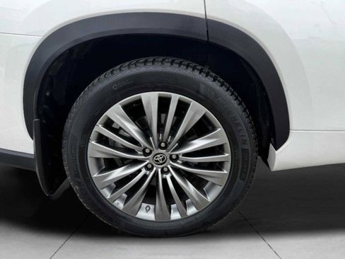 Used 2021 Toyota Highlander Platinum image 74