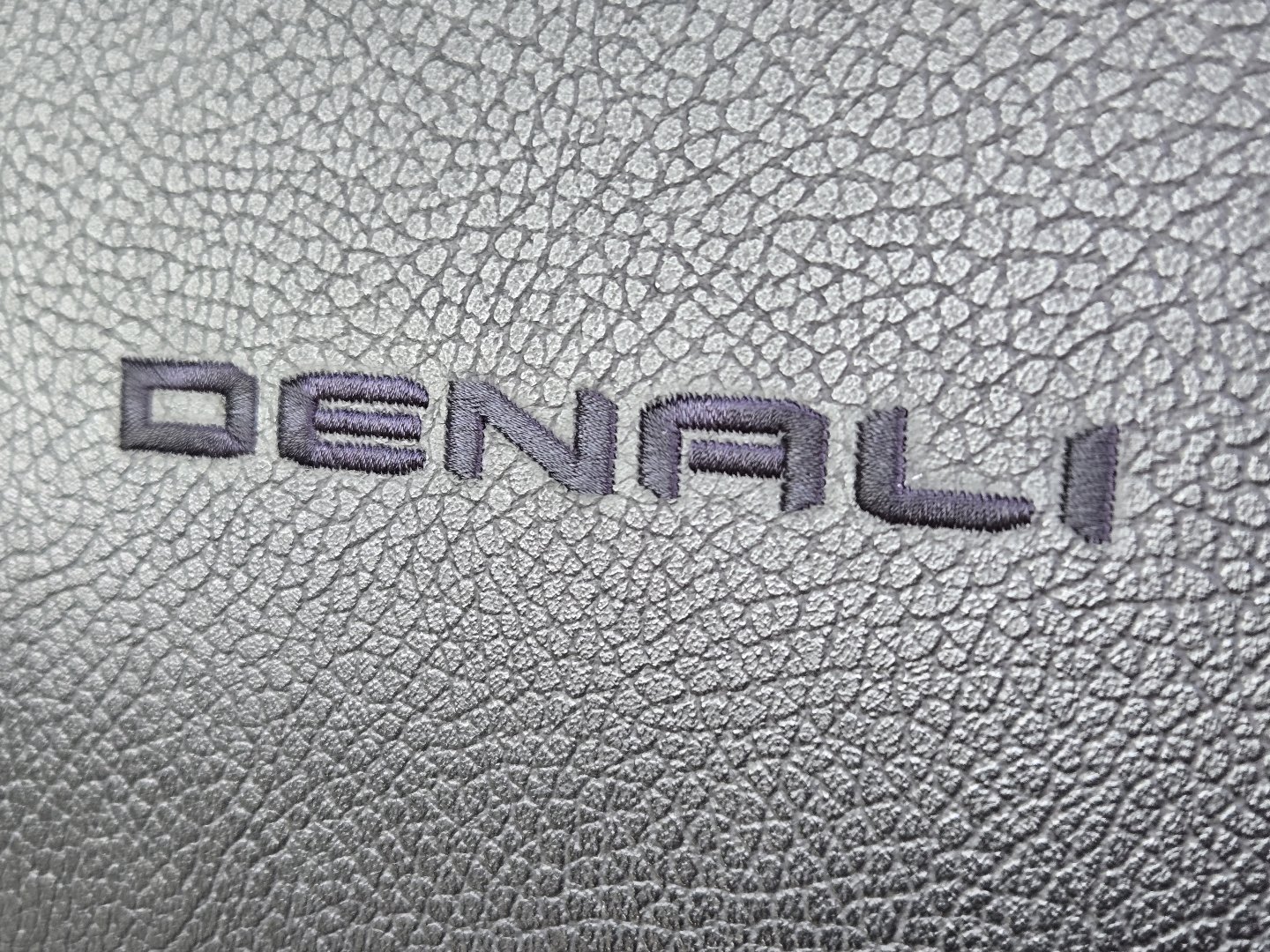 Used 2023 GMC Sierra 1500 Denali AWD/4WD image 17