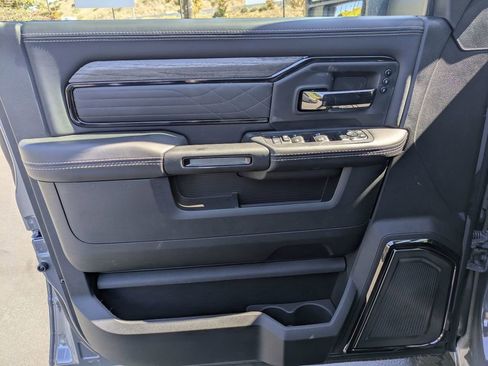 New 2026 RAM 2500 Limited image 10