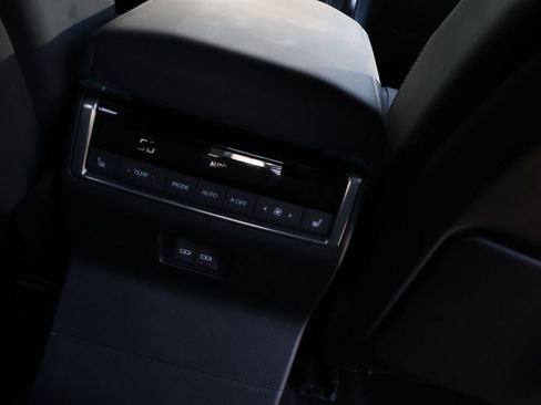 Used 2026 Lexus GX 550 w/ Accessory Package (2T) AWD/4WD image 15