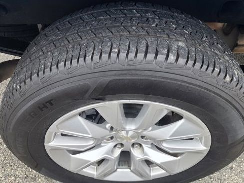 Used 2022 Chevrolet Silverado 1500 Custom image 18