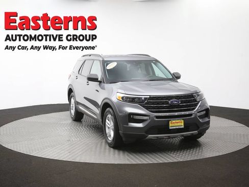 Used 2023 Ford Explorer XLT w/ Equipment Group 202A AWD/4WD image 50