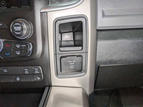 Used 2017 RAM 1500 Big Horn AWD/4WD image 31
