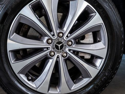 Used 2022 Mercedes-Benz GLE 350 image 10