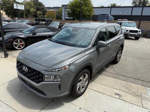 Used 2022 Hyundai Santa Fe SE image 12