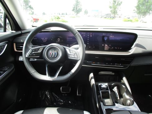 Used 2025 Buick Envision Sport Touring AWD/4WD image 14