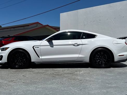 Used 2019 Ford Mustang Shelby GT350 w/ Technology Package RWD image 6