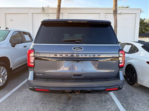 Used 2022 Ford Expedition Limited AWD/4WD image 6