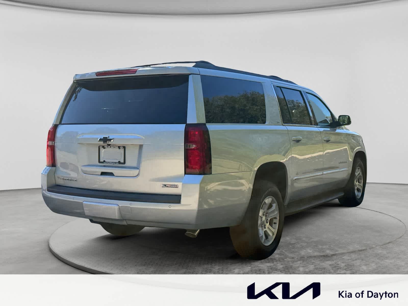 Used 2017 Chevrolet Suburban LT AWD/4WD image 5