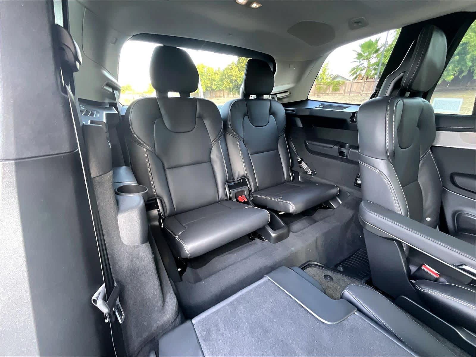 New 2026 Volvo XC90 T8 Ultra w/ Lounge Package AWD/4WD image 28