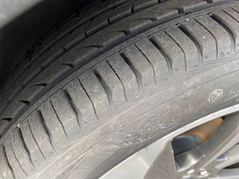 Used 2024 Ford Escape Platinum image 23