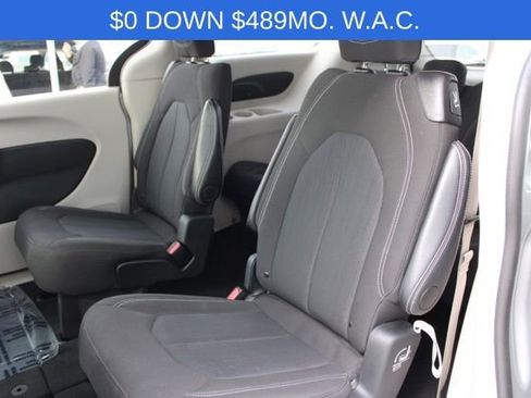 Used 2024 Chrysler Voyager LX image 24