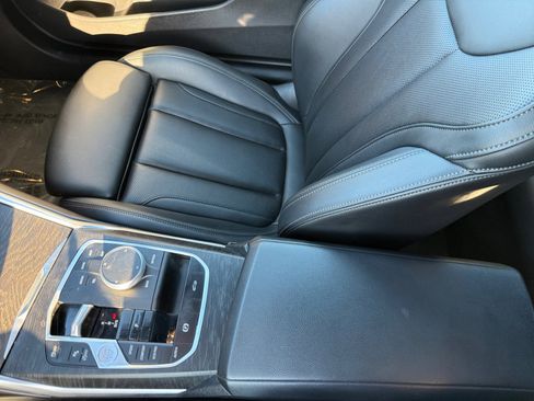 Used 2024 BMW 430i Convertible image 14