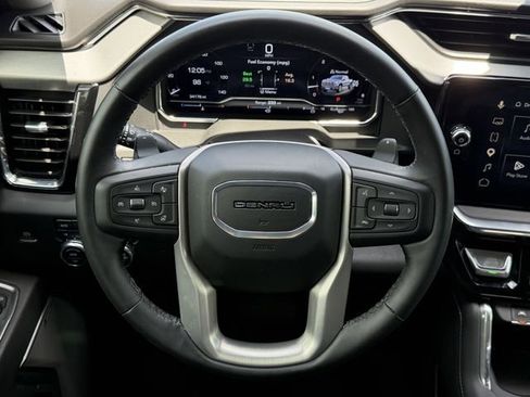 Used 2024 GMC Sierra 1500 Denali w/ Technology Package AWD/4WD image 13