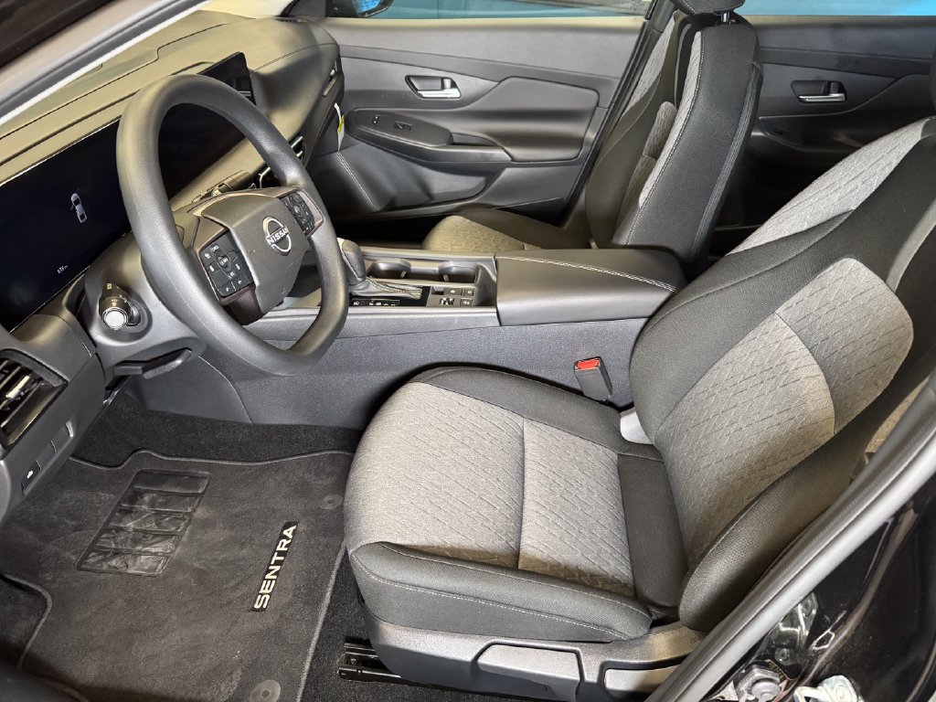 Used 2026 Nissan Sentra SV w/ Floor Mat Package FWD image 21