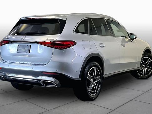 Used 2026 Mercedes-Benz GLC 300 4MATIC image 13