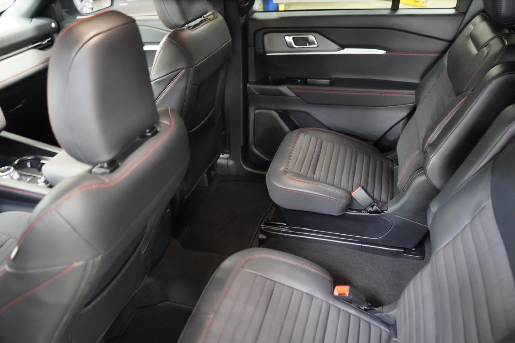 New 2027 Ford Explorer ST-Line AWD/4WD image 30