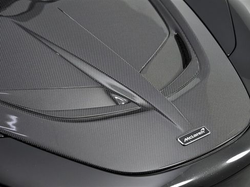 Used 2020 McLaren 720S Performance RWD image 4