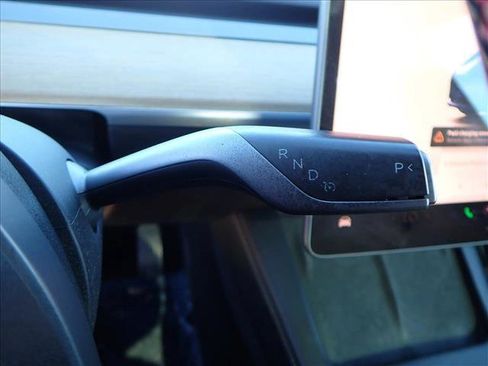 Used 2022 Tesla Model 3 Long Range image 16