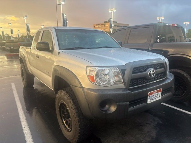 Used 2011 Toyota Tacoma 4x4 Access Cab w/ Convenience Pkg image 9