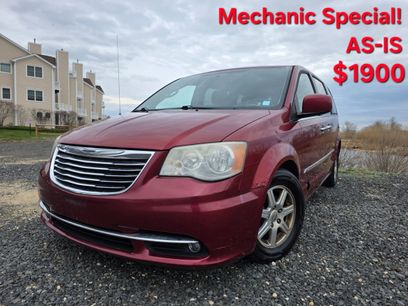 Used 2011 Chrysler Town & Country Touring w/ Security Group