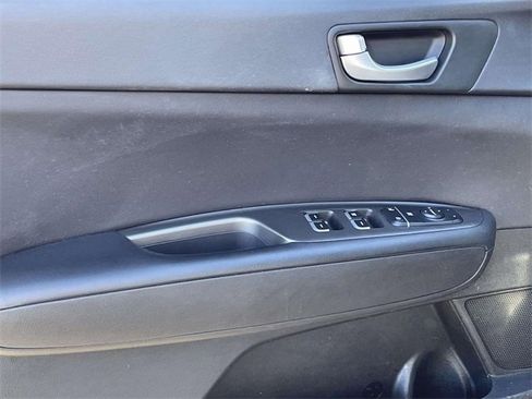 Used 2020 Kia Optima LX image 13