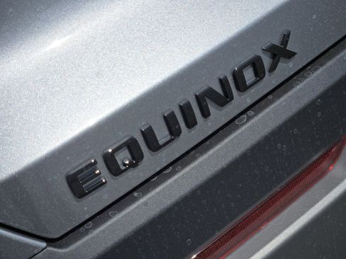 New 2026 Chevrolet Equinox LT w/ Midnight Edition image 7
