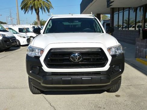 Used 2022 Toyota Tacoma SR image 7
