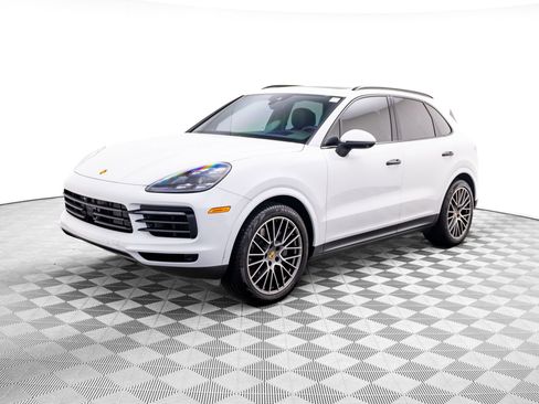 Certified 2023 Porsche Cayenne S Platinum AWD/4WD image 1