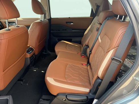 New 2026 Nissan Pathfinder Platinum w/ Cargo Package image 8