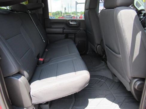 Used 2022 Chevrolet Silverado 2500 Custom w/ Custom Convenience Package AWD/4WD image 31