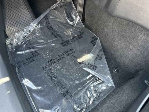 Certified 2023 Toyota Prius Prime FWD image 17