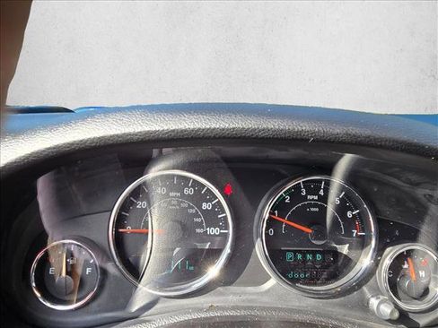 Used 2016 Jeep Wrangler Unlimited Sahara w/ Max Tow Package image 10