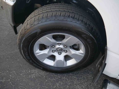 Used 2023 RAM 1500 Big Horn AWD/4WD image 12