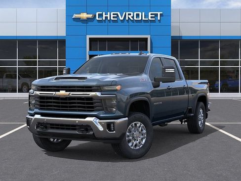 New 2026 Chevrolet Silverado 2500 LT w/ Safety Package AWD/4WD image 7