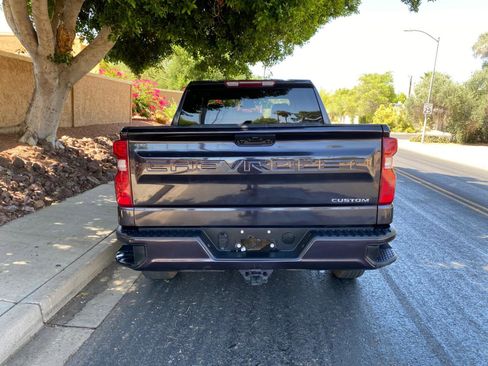 Used 2023 Chevrolet Silverado 1500 Custom RWD image 6