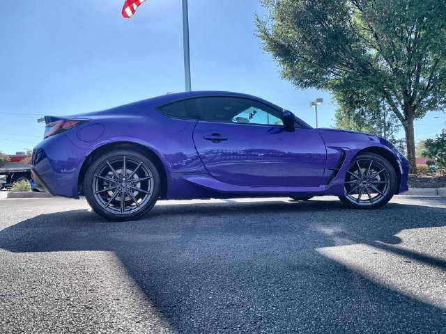 Used 2022 Subaru BRZ Limited RWD image 9