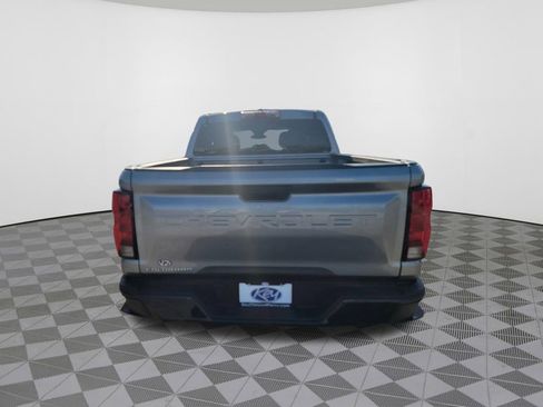 Used 2024 Chevrolet Colorado W/T RWD image 9
