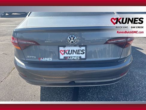 Used 2019 Volkswagen Jetta S image 8