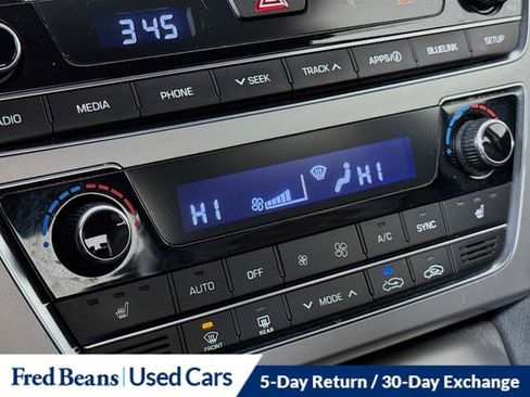 Used 2016 Hyundai Sonata Sport w/ Option Group 02 image 17