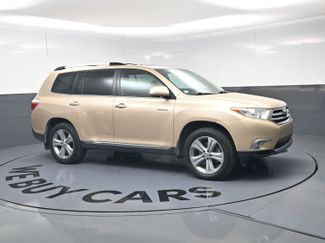 Used 2013 Toyota Highlander Limited video 2