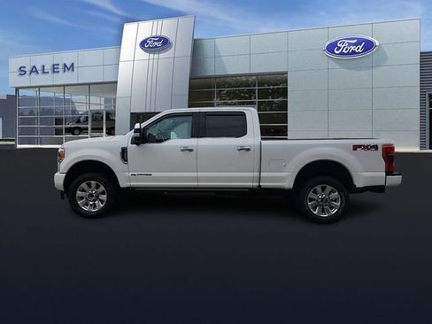 Certified 2019 Ford F250 Platinum w/ Platinum Ultimate Package AWD/4WD image 5