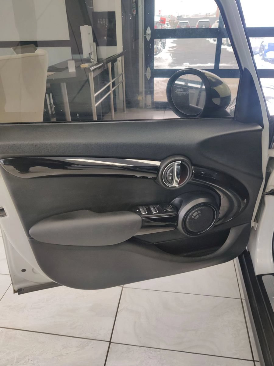 Used 2016 MINI Cooper S FWD image 33