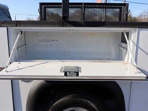 Used 2024 Chevrolet Silverado 3500 W/T w/ WT Convenience Package image 5