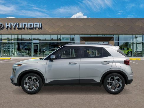 New 2026 Hyundai Venue SEL image 3