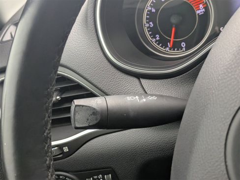 Used 2020 Jeep Cherokee Trailhawk w/ Cold Weather Group image 29