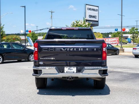Used 2023 Chevrolet Silverado 1500 LT AWD/4WD image 6