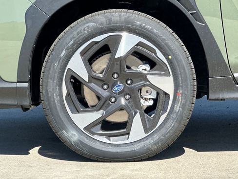 New 2026 Subaru Crosstrek 2.5i Limited AWD/4WD image 32